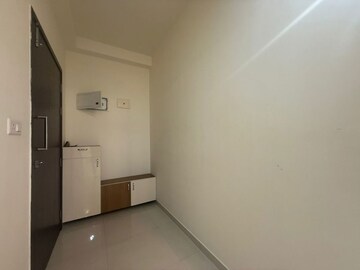 Room in 3 BHK Apartment at Rohan Upavan, Hennur – for Sale