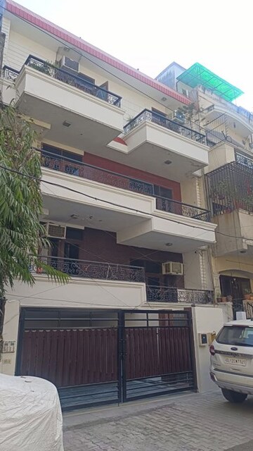 6 BHK Villa For Sale in Safdarjung Enclave