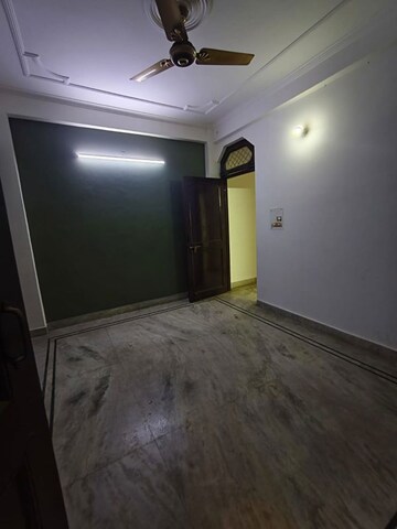 Room in 3 BHK Builder Floor at Vaishali Sector 2 – for Rent