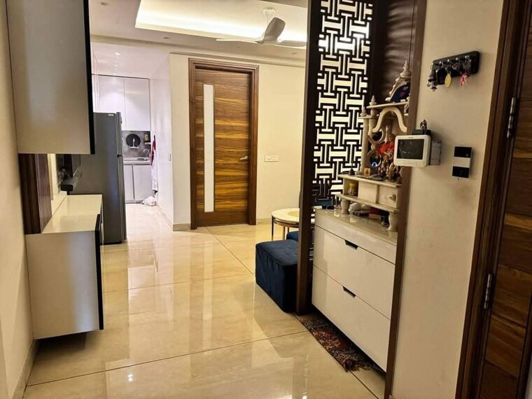 Living Room, saket 1 Bedroom 600 Sq.Ft. Apartment In Saket Delhi 10038399