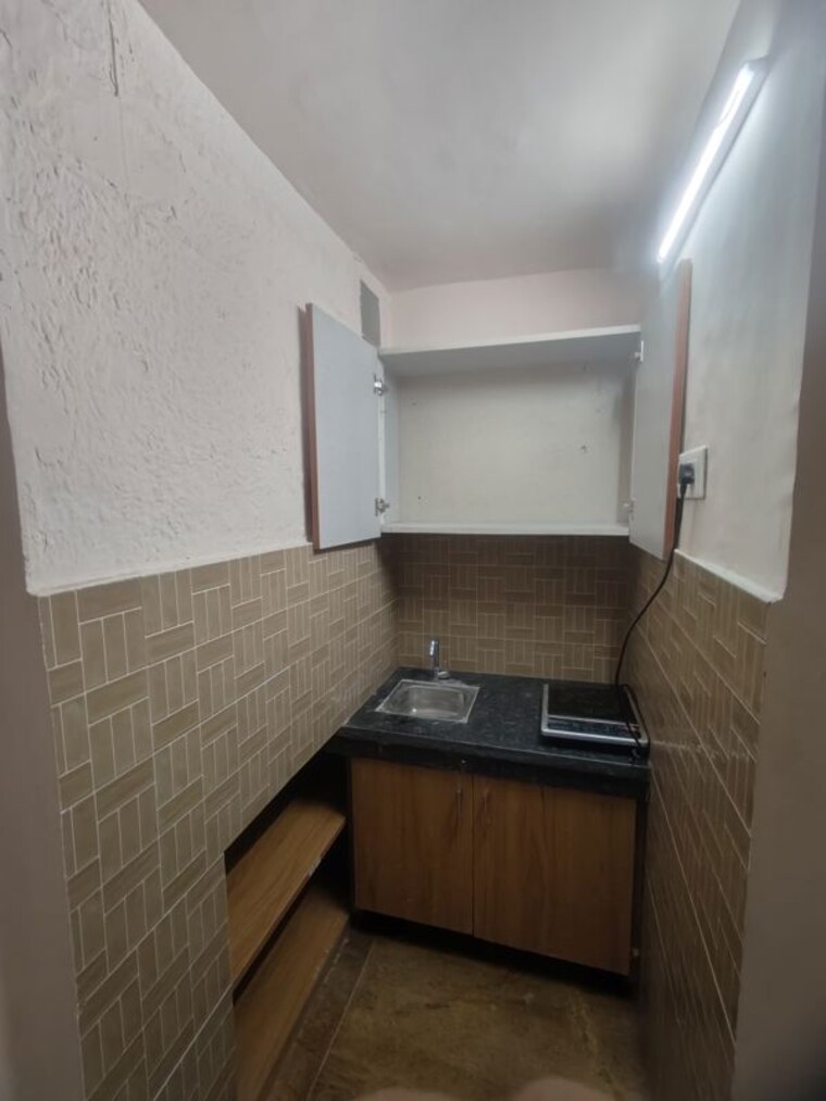 Kitchen, divyansh-onyx 1 Bedroom 88 Sq.Mt. Apartment In Gyan Khand Ghaziabad 10038402