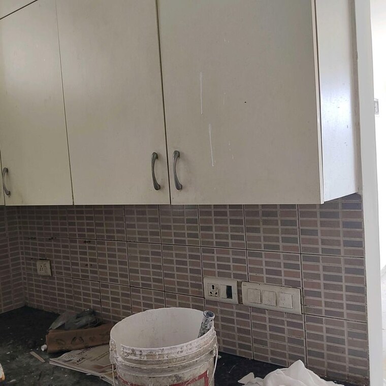 Bathroom, omaxe-grand 2 Bedroom 1110 Sq.Ft. Apartment In Sector 93b Noida 10038450