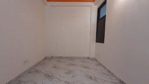 Room in 2 BHK Builder Floor at Vaishali Sector 4 – for Rent