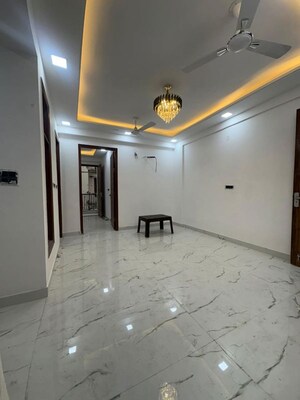 Room in 2 BHK Builder Floor at Palm Residency Chhatarpur, Chattarpur – for Sale