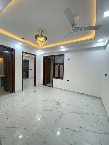 Room in 2 BHK Builder Floor at Palm Residency Chhatarpur, Chattarpur – for Sale