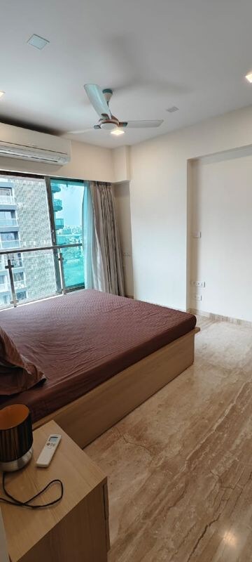 Bedroom in 3 BHK Apartment at Juhu – for Rent
