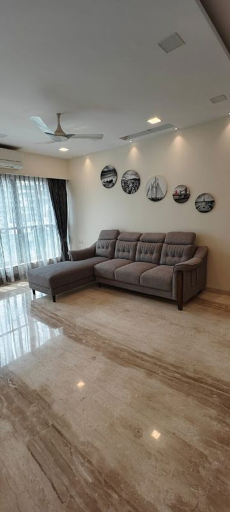 Living Room, juhu 3 Bedroom 1100 Sq.Ft. Apartment In Juhu Mumbai 10038754