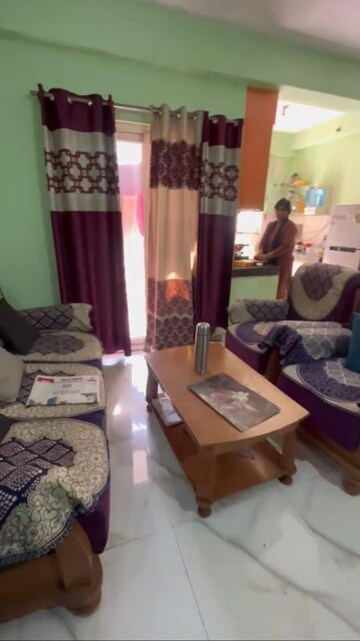 Living Room in 2.5 BHK Apartment at Geotech Pristine Avenue, Sector 16c Greater Noida – for Sale