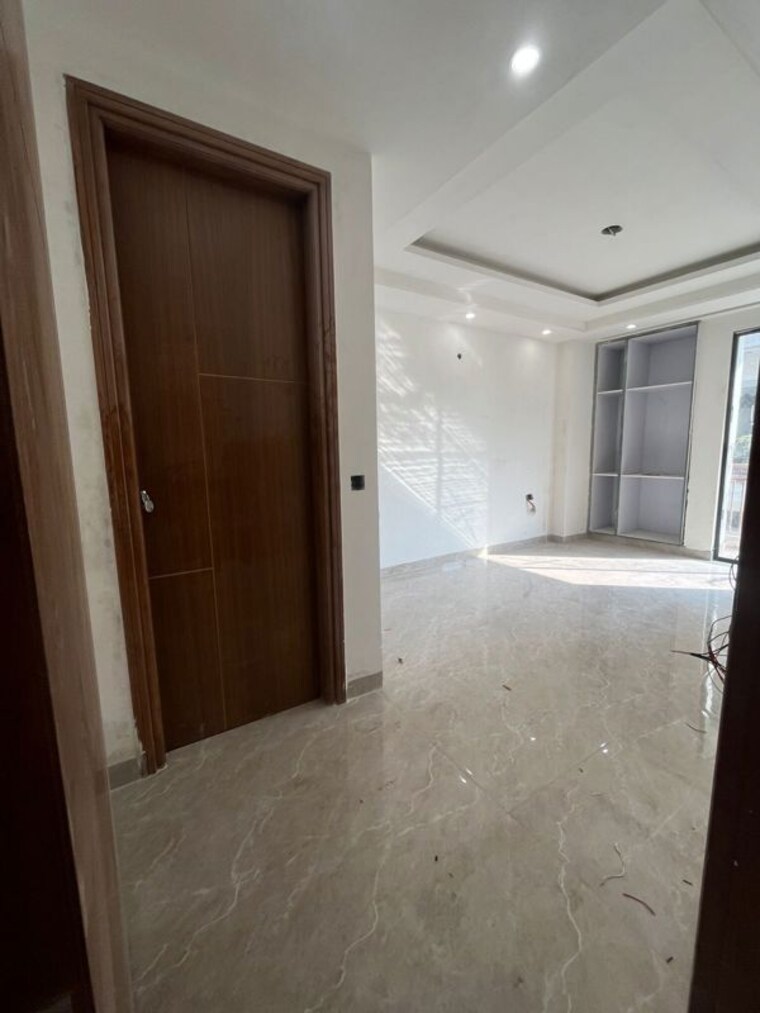 Room, palm-residency-chhatarpur 3 Bedroom 150 Sq.Yd. Builder Floor In Chattarpur Delhi 10038875