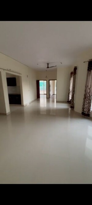 4 BHK Apartment For Rent in Mapsko Royale Ville, Sector 82