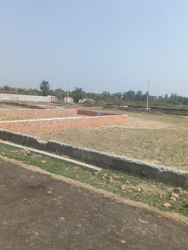 Plot For Sale in Faizabad Road
