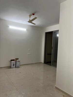 Room in 2 BHK Apartment at Kharadi – for Rent