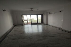 2 BHK Apartment For Rent in RPS Green Valley, Sector 42