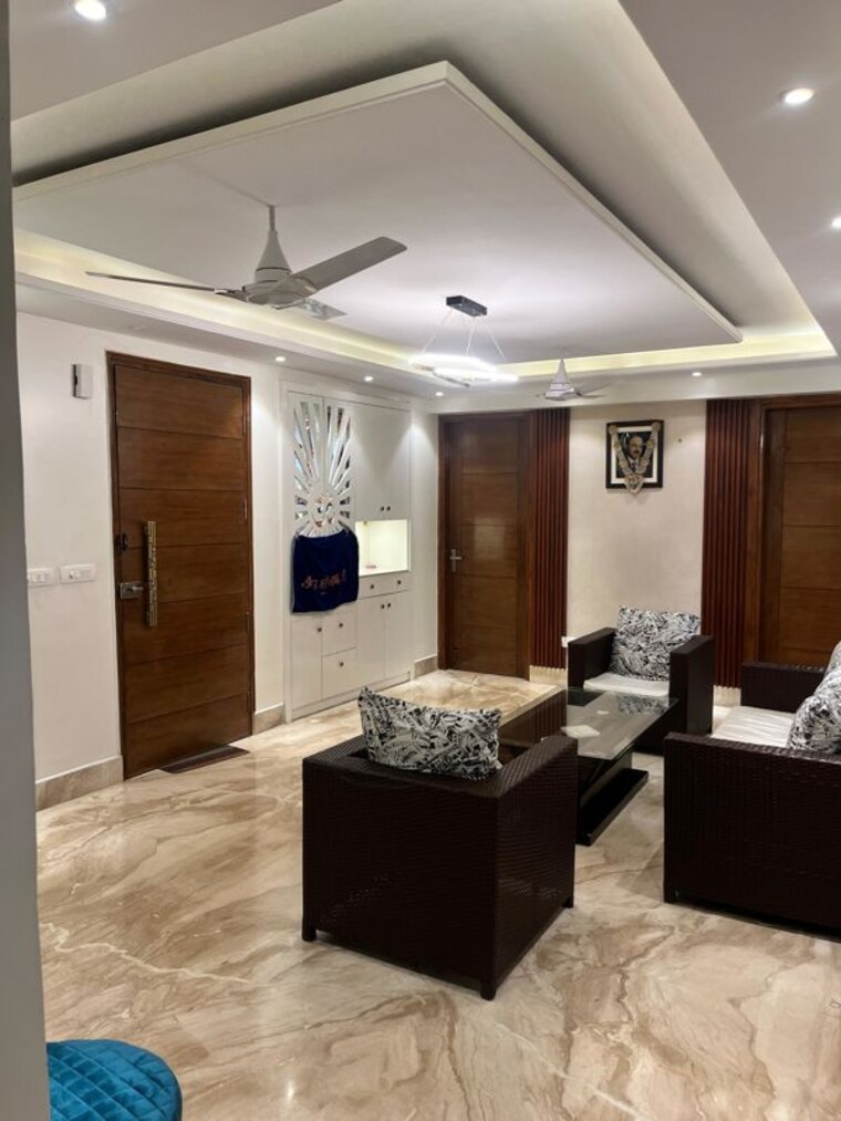 Living Room, greater kailash i 3 Bedroom 1800 Sq.Ft. Builder Floor In Greater Kailash I Delhi 10038904
