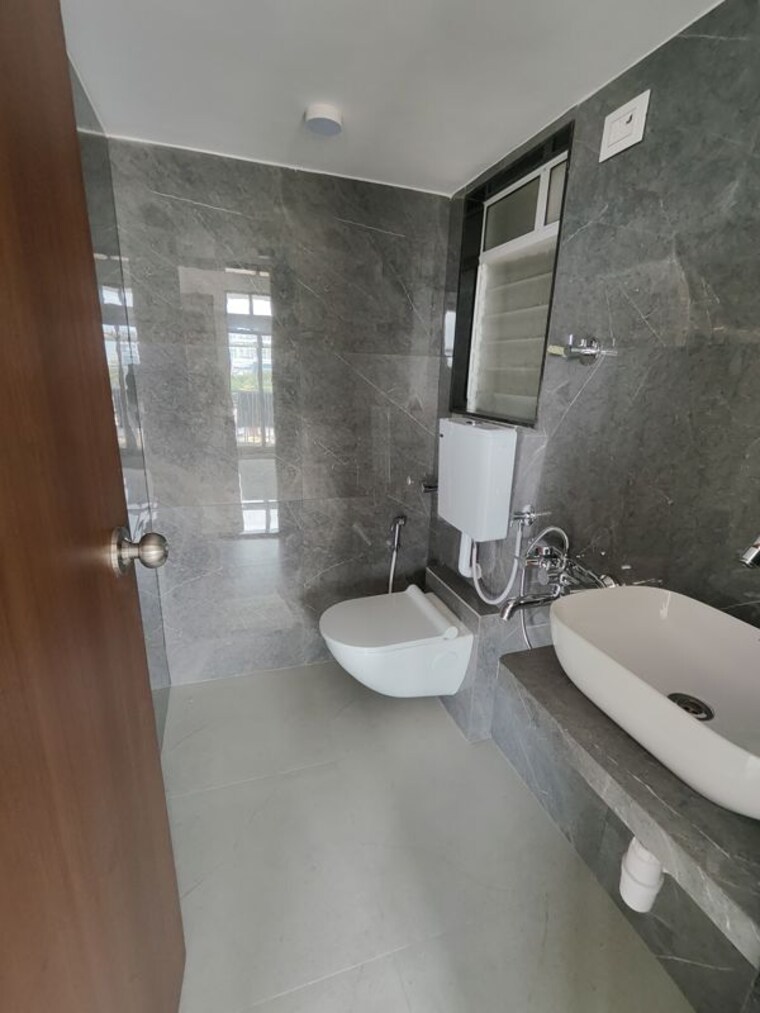Bathroom, vasai west 1 Bedroom 464 Sq.Ft. Apartment In Vasai West Palghar 10038998