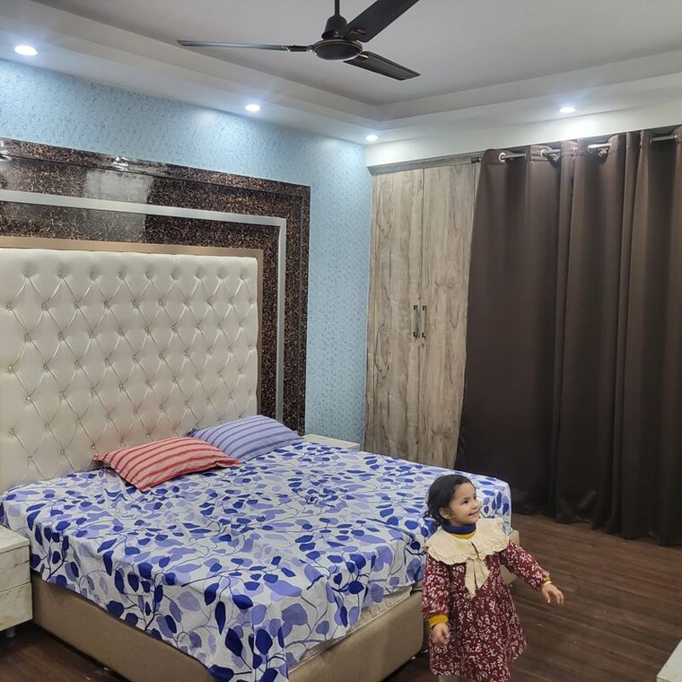 Bedroom, mahagun-mywoods-ii 3 Bedroom 1810 Sq.Ft. Apartment In Sector 16c Greater Noida Greater Noida 10039034