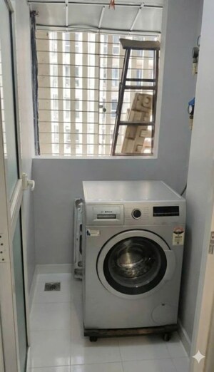  2 BHK Apartment at Lodha Amara, Kolshet Road – for Sale