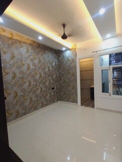 2 BHK + Pooja Room Builder Floor For Sale in Sultanpur