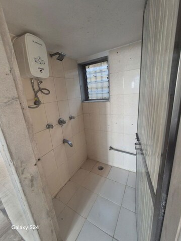 Master Bedroom in 2 BHK Apartment at Shree Ganesha CHS, Kopar Khairane – for Rent