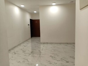 Room in 3 BHK Apartment at Raheja Ridgewood, Goregaon East – for Sale