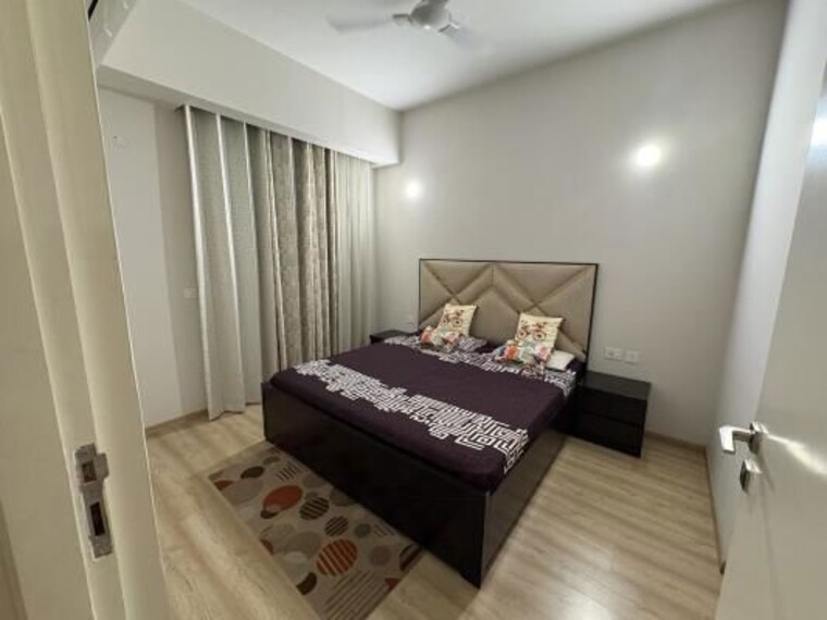 Bedroom, dlf-the-ultima 4 Bedroom 2725 Sq.Ft. Apartment In Sector 81 Gurgaon 10039260