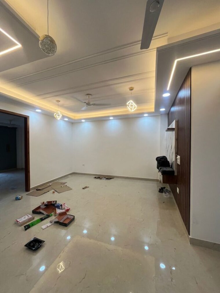 Room, palm-residency-chhatarpur 4 Bedroom 165 Sq.Yd. Builder Floor In Chattarpur Delhi 10039266