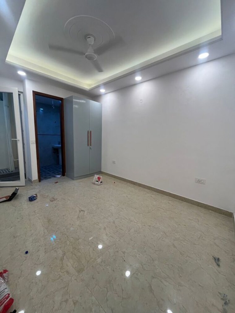 Room, palm-residency-chhatarpur 4 Bedroom 165 Sq.Yd. Builder Floor In Chattarpur Delhi 10039266