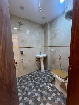 Bedroom in 4 BHK Builder Floor at Palm Residency Chhatarpur, Chattarpur – for Sale