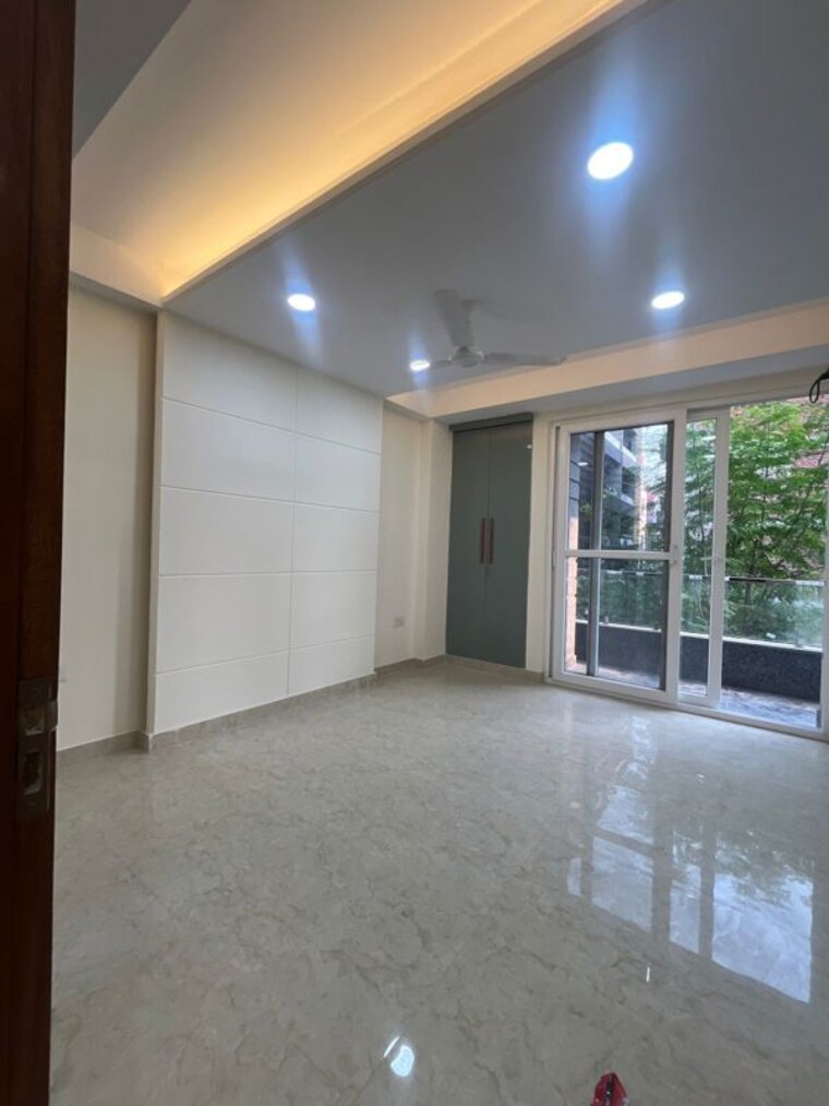 Room, palm-residency-chhatarpur 4 Bedroom 165 Sq.Yd. Builder Floor In Chattarpur Delhi 10039266
