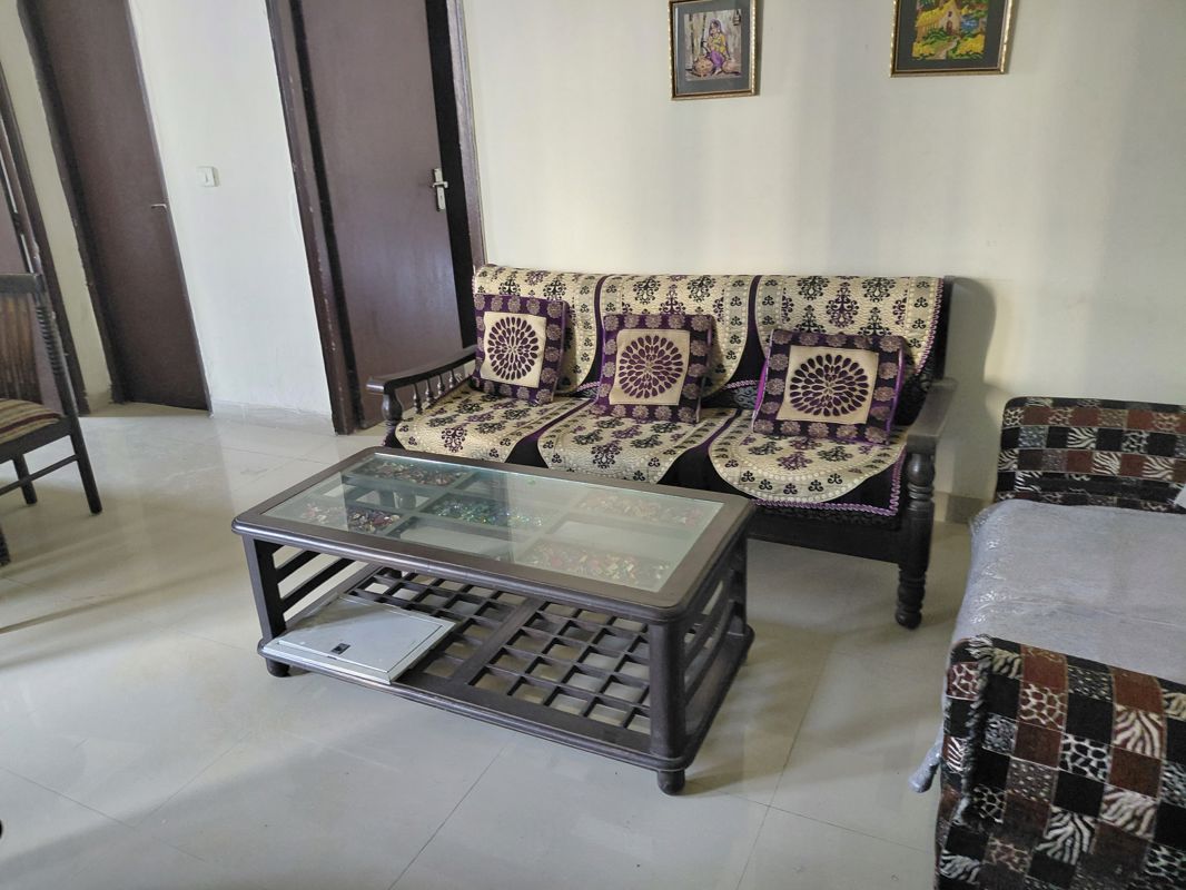 2 BHK Apartment For Rent in JKG Palm Resort