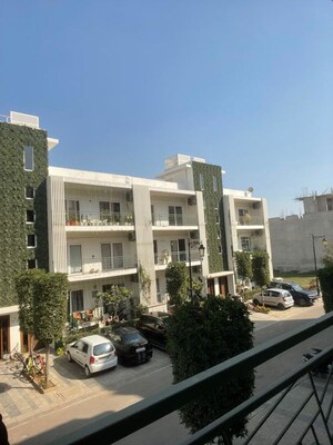 3 BHK Builder Floor – Exterior View View at Central Park Flower Valley, Sohna Sector 33 - for Rent