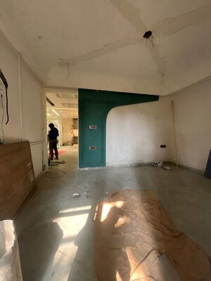 Room in 4 BHK Builder Floor at Palm Residency Chhatarpur, Chattarpur – for Sale