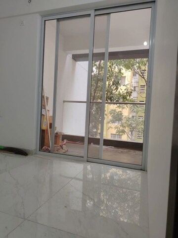 Room in 2 BHK Apartment at Whispering Winds Phase 1, Baner – for Rent