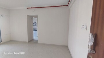 Room in 1 BHK Apartment at Ghodbunder Road – for Rent