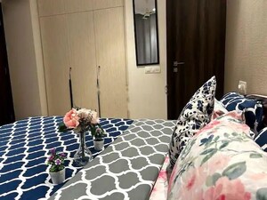 Bedroom in 1 BHK Apartment at Hiranandani Regent Hill, Powai – for Rent
