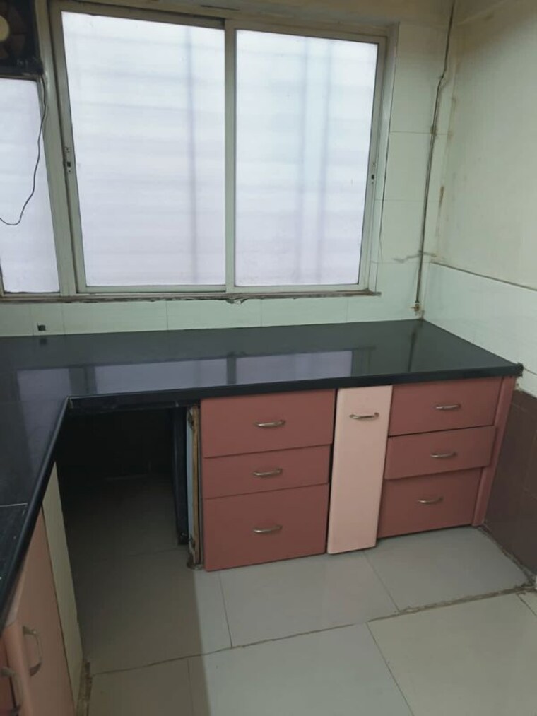 Kitchen, vallabh nagar 2 Bedroom 800 Sq.Ft. Apartment In Vallabh Nagar Pune 10039705