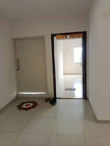 Room in 2 BHK Apartment at Utsav 51 Balewadi Residences, Balewadi – for Rent
