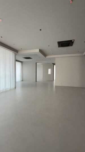 Room in 6 BHK Penthouse at Rustomjee Seasons, Bandra East – for Sale