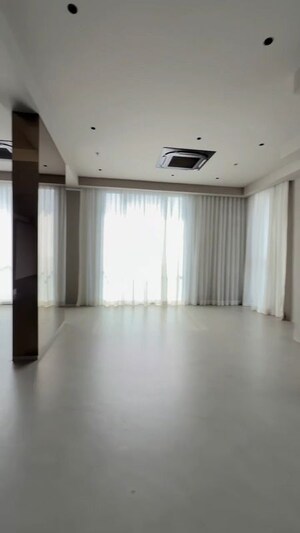 Room in 6 BHK Penthouse at Rustomjee Seasons, Bandra East – for Sale