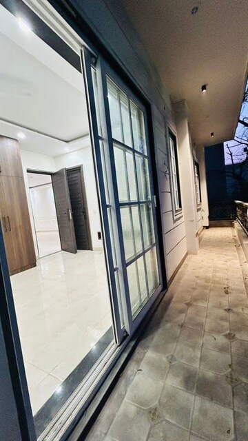 Balcony in 3 BHK Builder Floor at Palam Vihar – for Rent