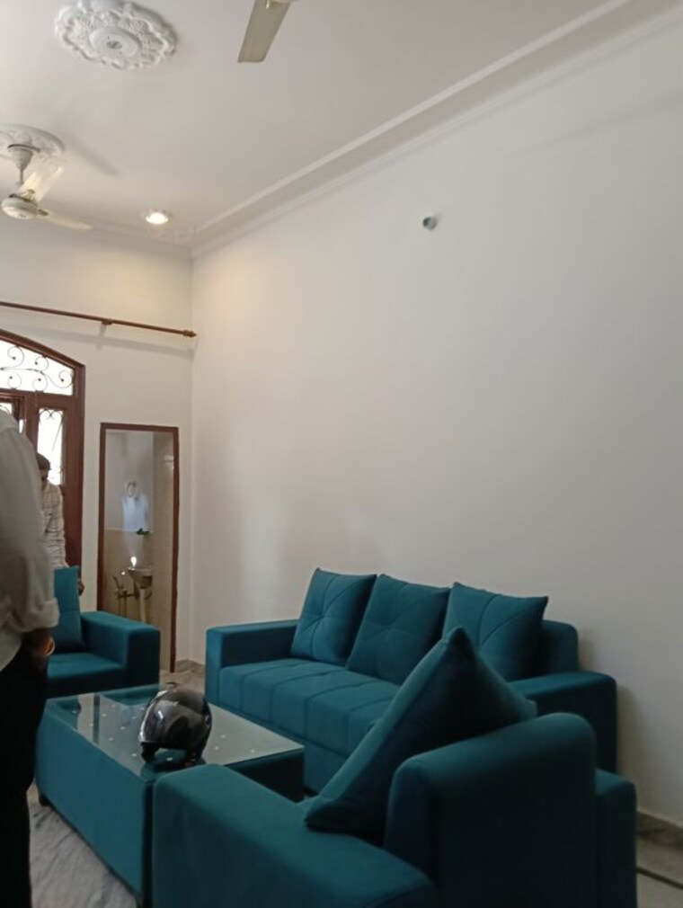 Living Room, sector 14 2 Bedroom 1000 Sq.Ft. Independent House In Sector 14 Gurgaon 10039915