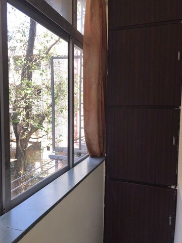 Balcony in 2 BHK Apartment at Chandralok Apartment B Wing, Malabar Hill – for Rent