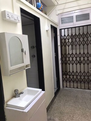 Bathroom in 2 BHK Apartment at Chandralok Apartment B Wing, Malabar Hill – for Rent