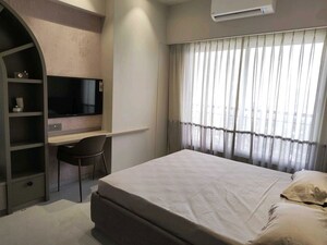 Bedroom in 3 BHK Apartment at Sobhaniye Riddhi Siddhi Apartment, Matunga East – for Sale