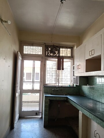 Kitchen in 3 BHK Builder Floor at Sector 14 – for Rent