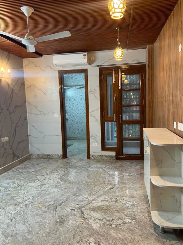 Bedroom, sukhdev vihar 4 Bedroom 2700 Sq.Ft. Builder Floor In Sukhdev Vihar Delhi 10040003