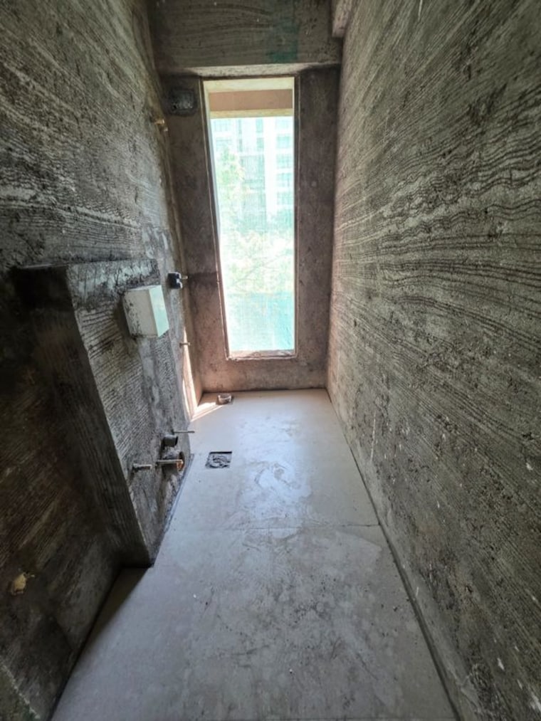Bathroom, chembur 3 Bedroom 850 Sq.Ft. Apartment In Chembur Mumbai 10039821