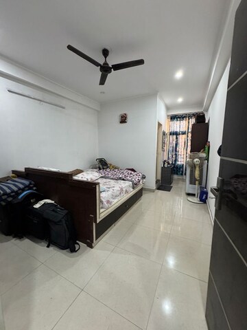 Team Area in 2 BHK Builder Floor at Palm Residency Chhatarpur, Rajpur Khurd Extension – for Rent