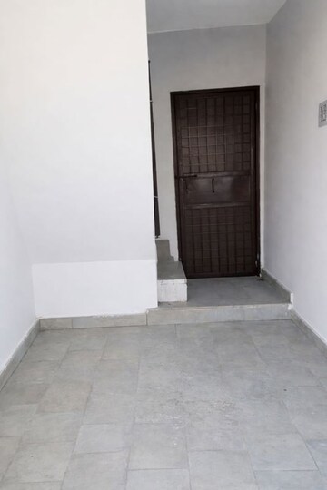 2 BHK Independent House – Entrance View at Xu Iii Greater Noida - for Sale