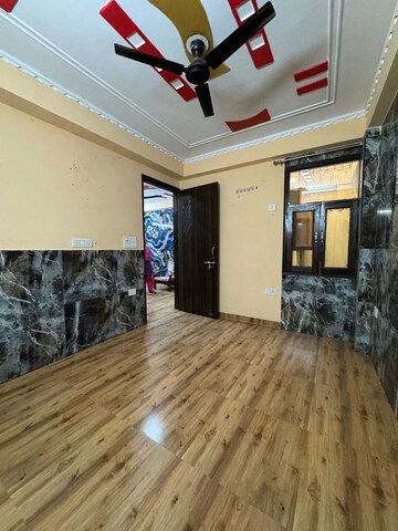 Bedroom in 1 BHK Builder Floor at Chattarpur – for Rent